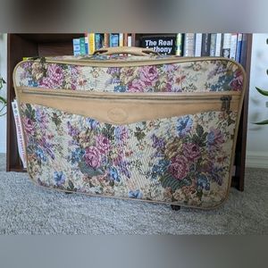 Vintage Hampshire Luggage